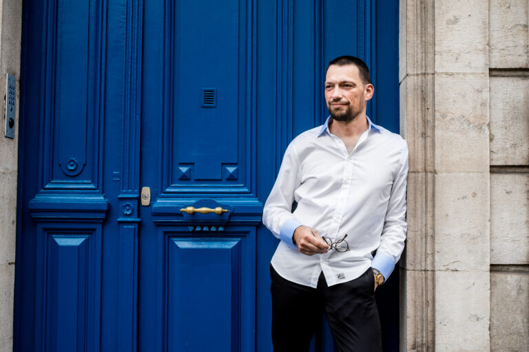6 exemples dress code les plus inspirés pour le branding de votre entreprise